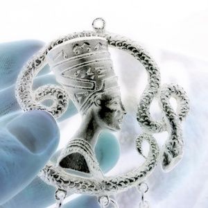 NERFERTITI SILVER NECKLACE PENDANT.